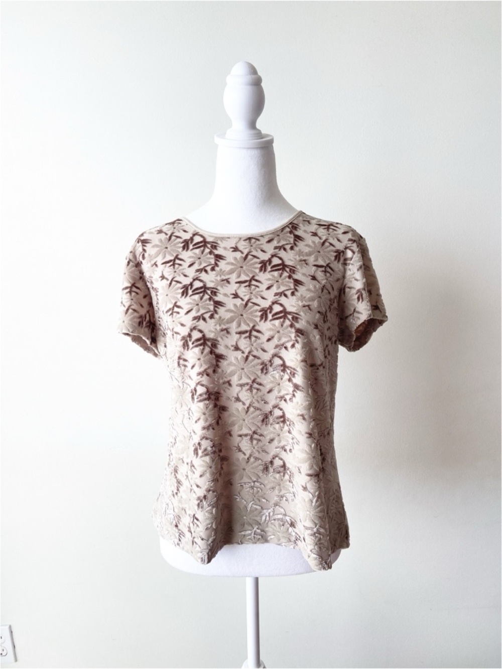 Talbots Brown & Cream Floral Velvet Short Sleeve Women's Top Size M